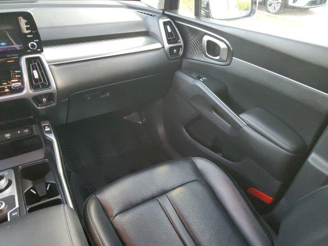 used 2023 Kia Sorento Hybrid car, priced at $25,930