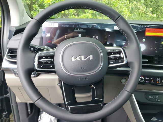 new 2026 Kia Carnival car, priced at $41,185