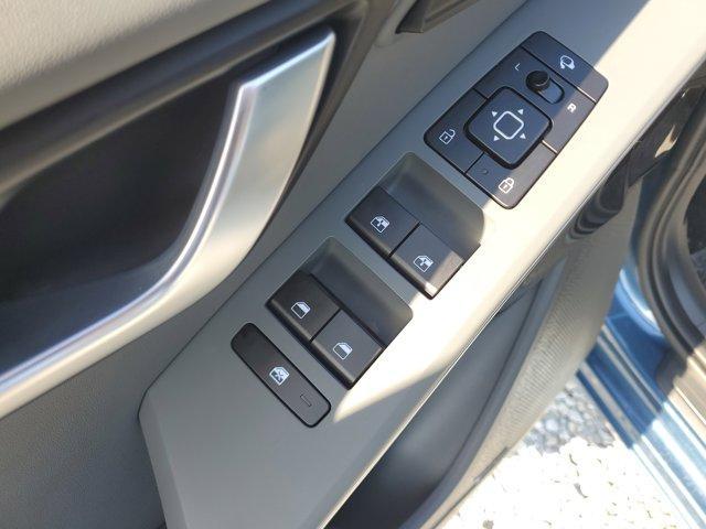 new 2025 Kia Niro car, priced at $31,651