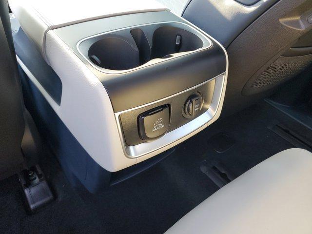new 2025 Kia Carnival Hybrid car, priced at $48,100