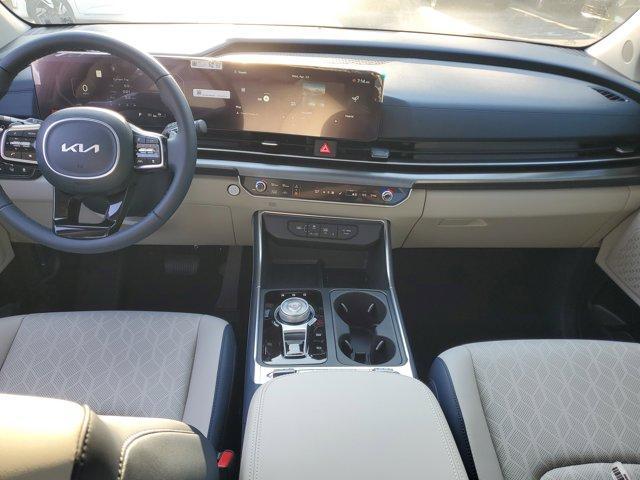 new 2025 Kia Carnival Hybrid car, priced at $48,100