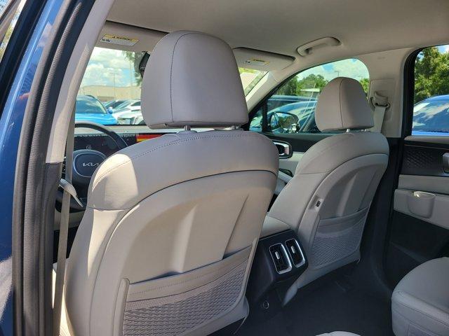 new 2025 Kia Sorento car, priced at $33,465