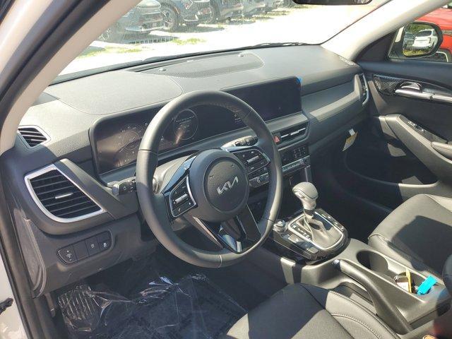 new 2025 Kia Seltos car, priced at $26,601