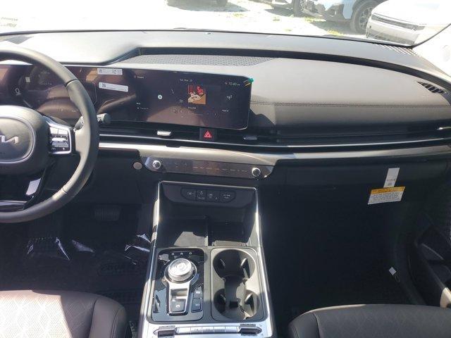 new 2025 Kia Carnival Hybrid car, priced at $48,100