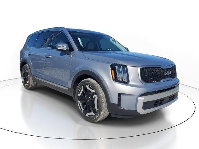 new 2025 Kia Telluride car, priced at $40,523