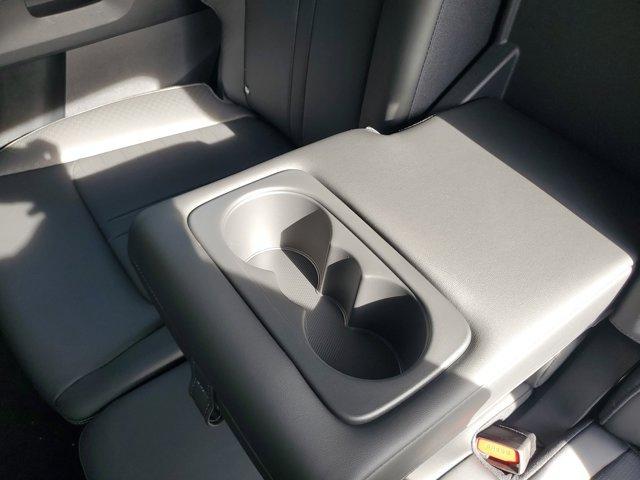 new 2025 Kia Sorento car, priced at $31,330