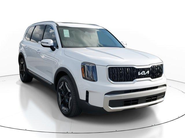 new 2025 Kia Telluride car, priced at $40,975