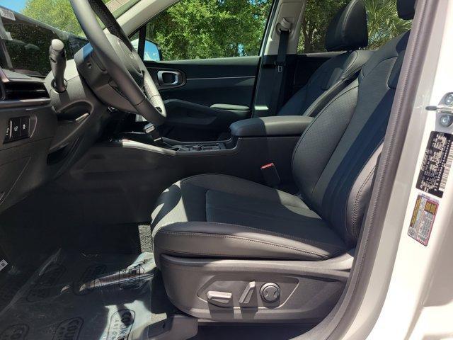 new 2025 Kia Sorento car, priced at $35,051