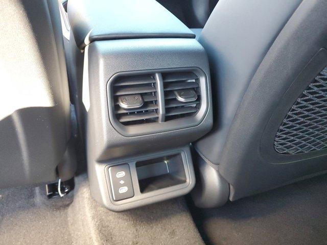 new 2025 Kia K4 car, priced at $27,532