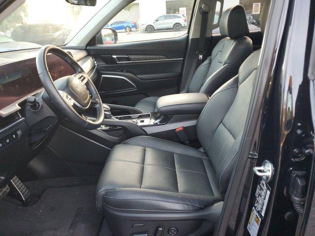 used 2025 Kia Telluride car, priced at $41,636