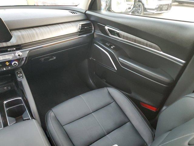used 2025 Kia Telluride car, priced at $41,636