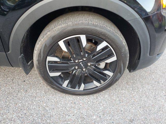 used 2025 Kia Telluride car, priced at $41,636