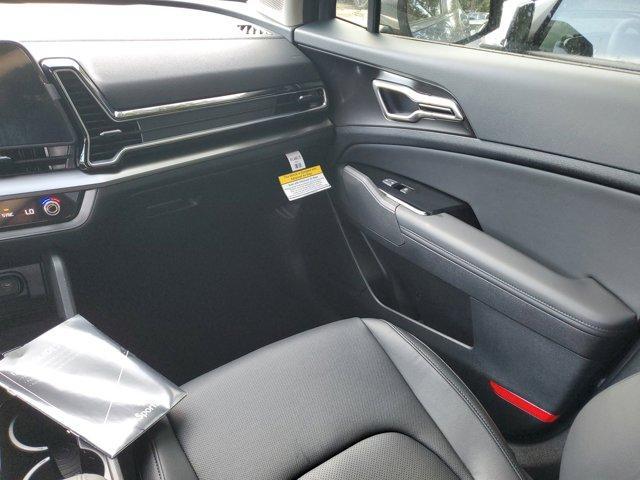 new 2025 Kia Sportage car, priced at $28,946
