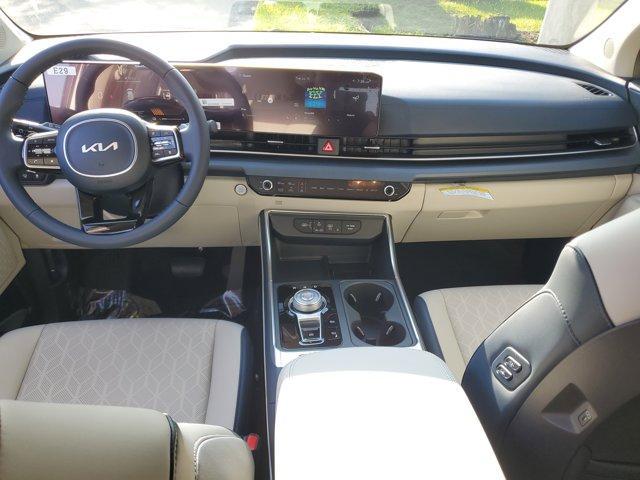 new 2026 Kia Carnival Hybrid car, priced at $44,373