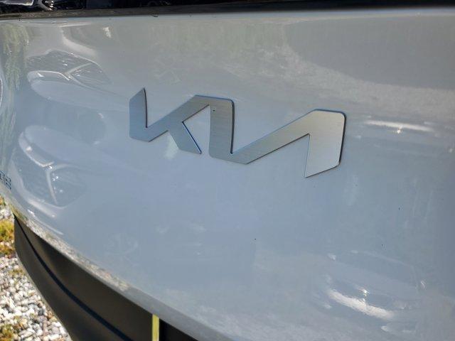 new 2025 Kia Sportage Hybrid car, priced at $34,061