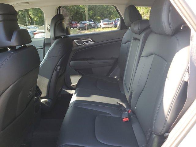 new 2025 Kia Sportage Hybrid car, priced at $34,061