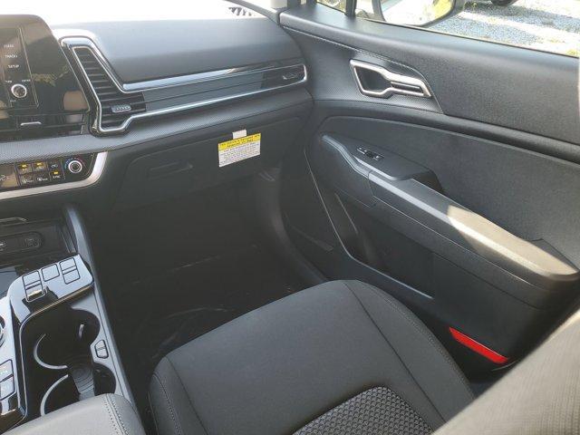 new 2025 Kia Sportage Hybrid car, priced at $28,852