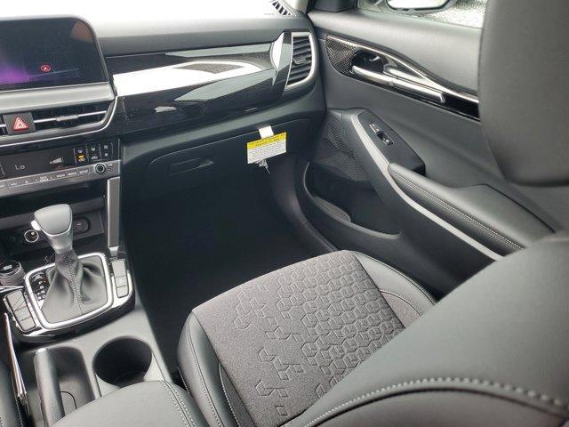 new 2025 Kia Seltos car, priced at $24,858