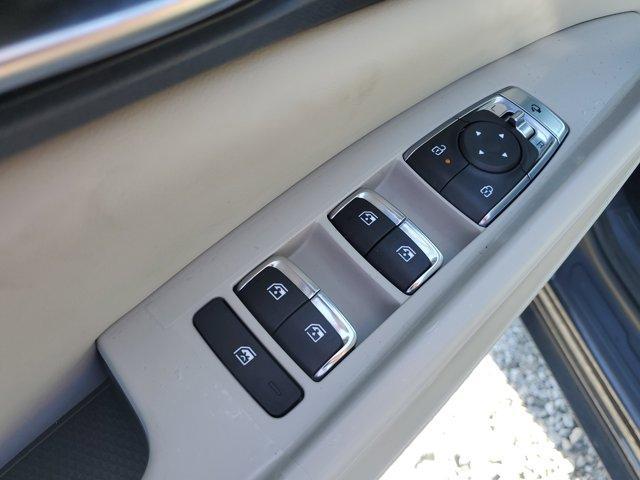 new 2025 Kia Carnival car, priced at $39,634