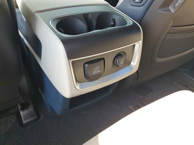 new 2025 Kia Carnival Hybrid car, priced at $48,100