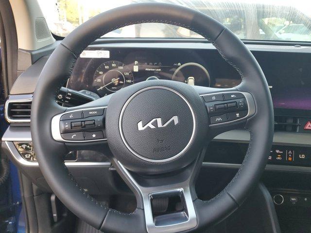 new 2025 Kia Sportage car, priced at $30,282