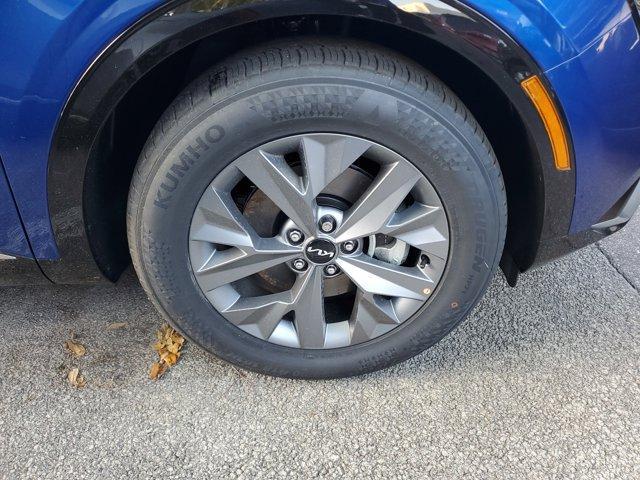 new 2025 Kia Sportage car, priced at $30,282