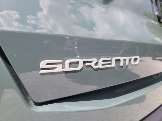 new 2025 Kia Sorento Hybrid car, priced at $38,156