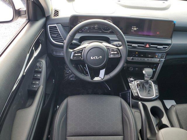 new 2025 Kia Seltos car, priced at $24,837