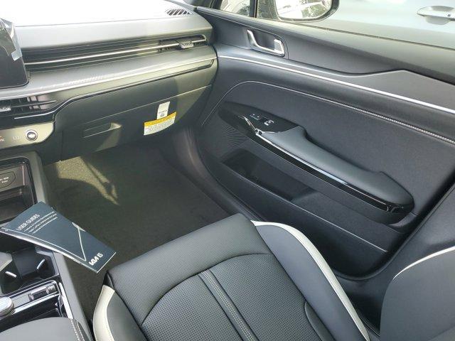 new 2025 Kia K5 car, priced at $26,154