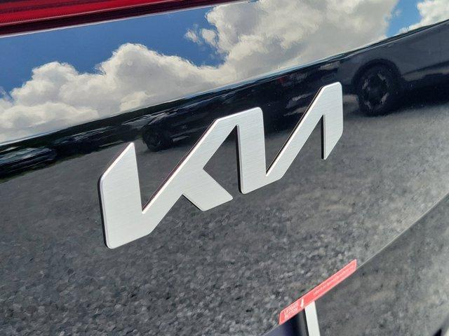 new 2026 Kia Carnival Hybrid car, priced at $43,373