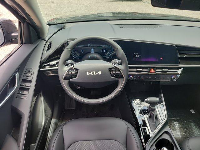 new 2025 Kia Niro car, priced at $29,031
