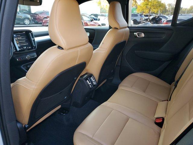 used 2019 Volvo XC40 car, priced at $20,356