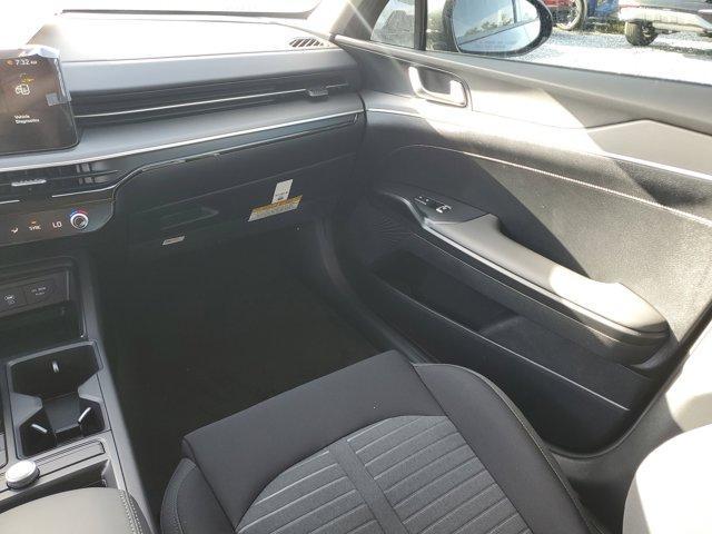 new 2025 Kia K5 car, priced at $26,474