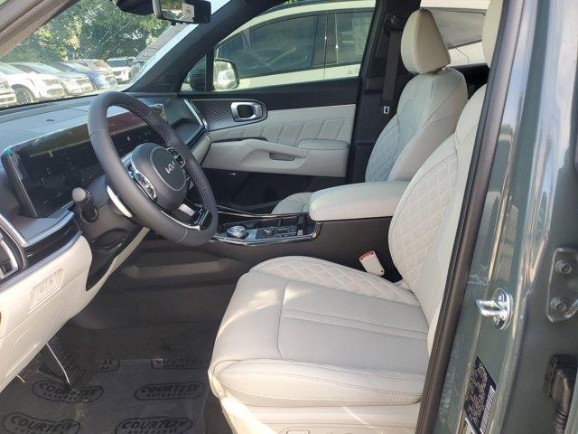 new 2025 Kia Sorento Hybrid car, priced at $42,923