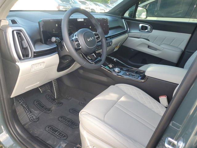 new 2025 Kia Sorento Hybrid car, priced at $42,923