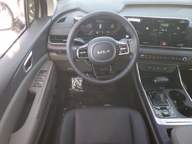 new 2025 Kia Carnival car, priced at $38,781
