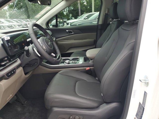 new 2026 Kia Carnival Hybrid car, priced at $44,373