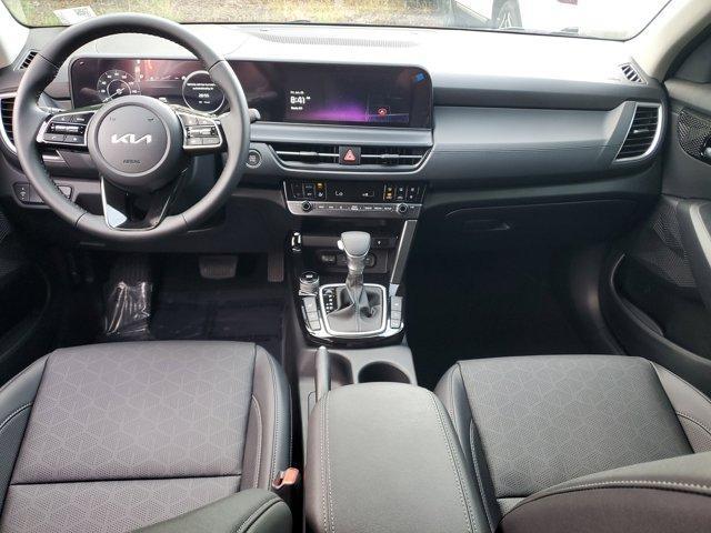 new 2025 Kia Seltos car, priced at $25,730
