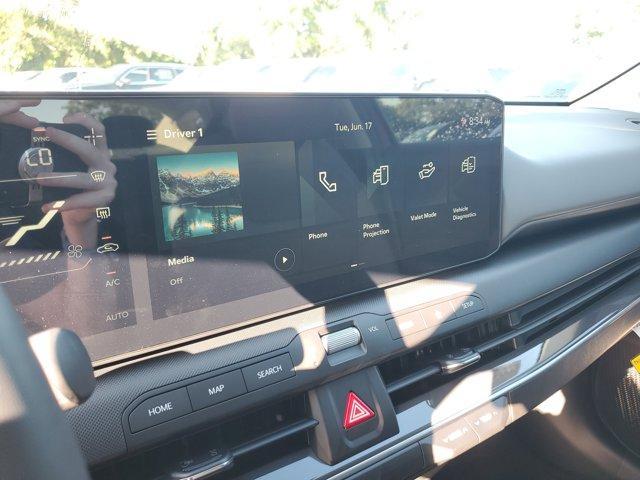 new 2025 Kia K4 car, priced at $23,699