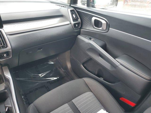used 2023 Kia Sorento car, priced at $23,208