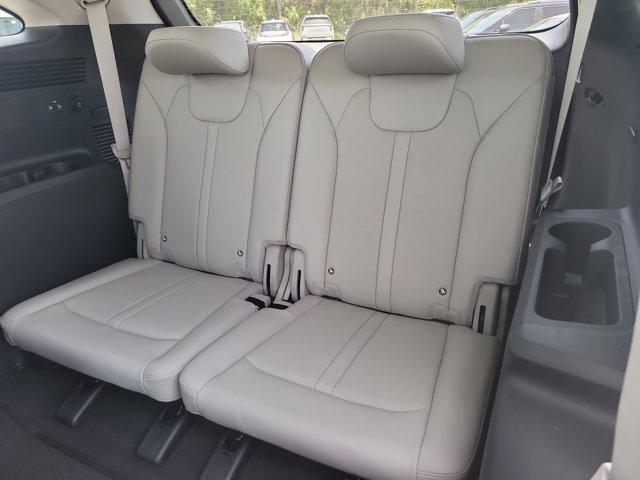 new 2025 Kia Sorento car, priced at $34,886