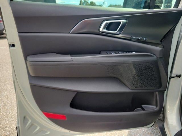 new 2026 Kia Carnival car, priced at $47,255