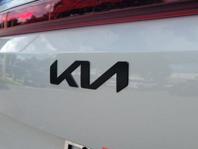 new 2026 Kia Carnival car, priced at $47,255