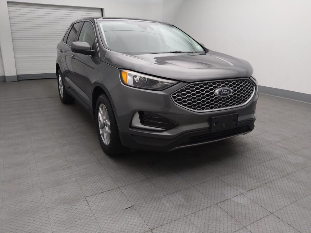 used 2024 Ford Edge car, priced at $26,395