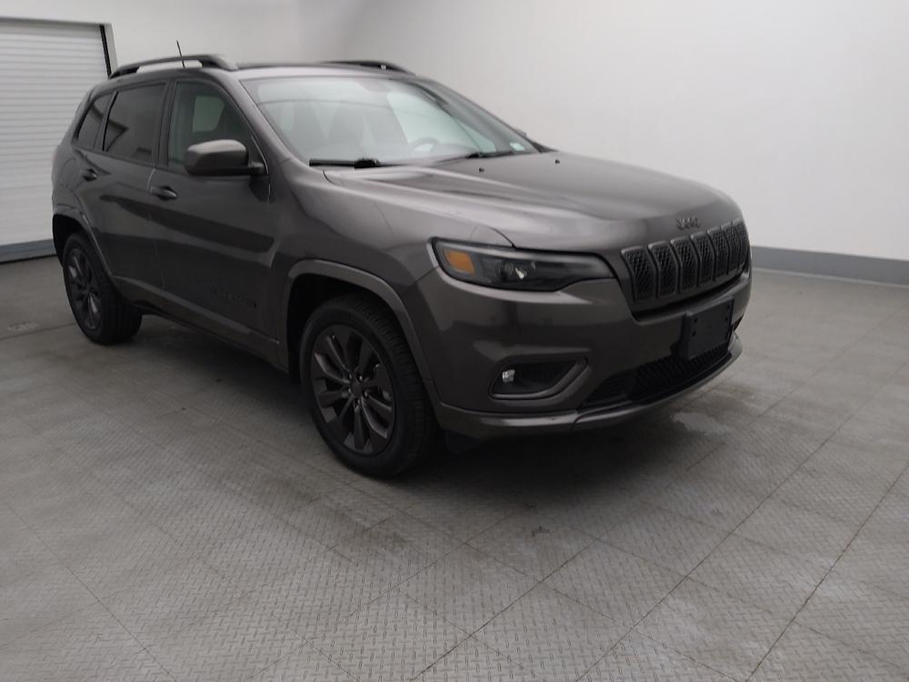 used 2019 Jeep Cherokee car, priced at $18,895