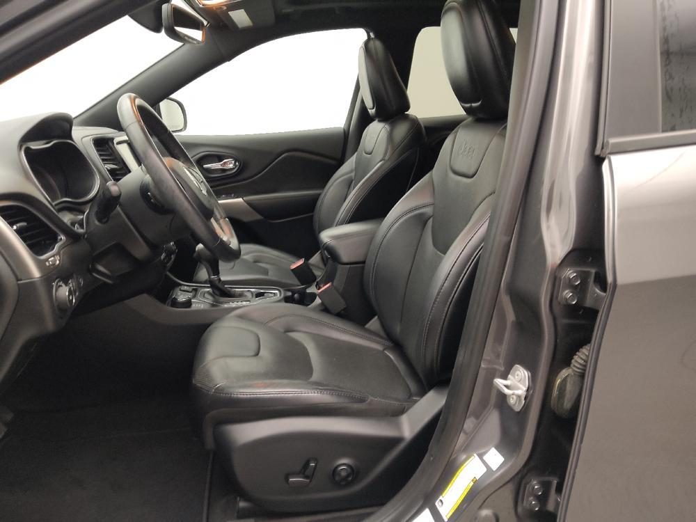 used 2019 Jeep Cherokee car, priced at $18,895