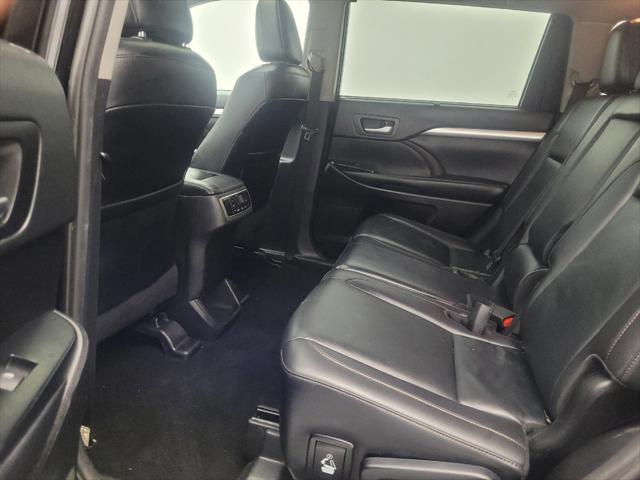 used 2019 Toyota Highlander car, priced at $25,195