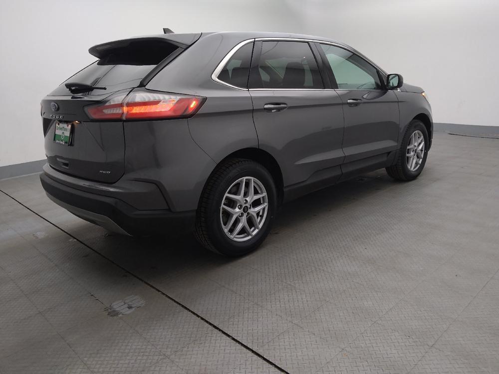 used 2024 Ford Edge car, priced at $25,395