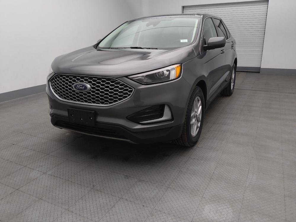 used 2024 Ford Edge car, priced at $25,395