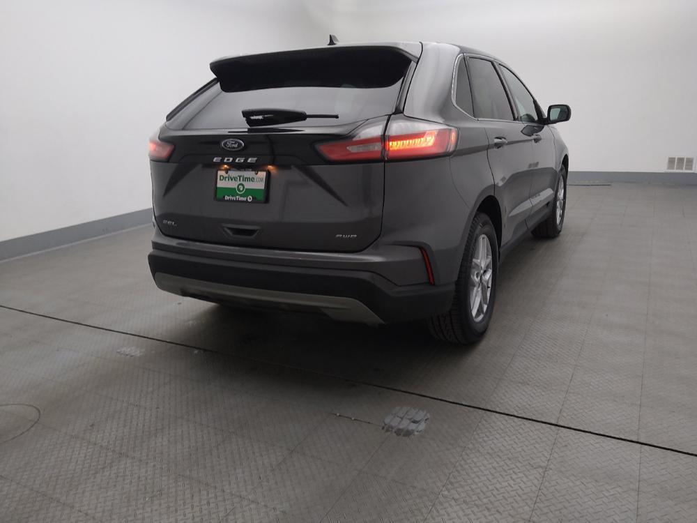 used 2024 Ford Edge car, priced at $25,395